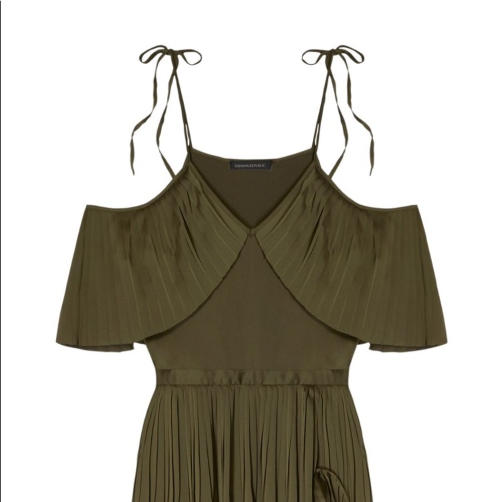 Banana Republic x Olivia Palermo
